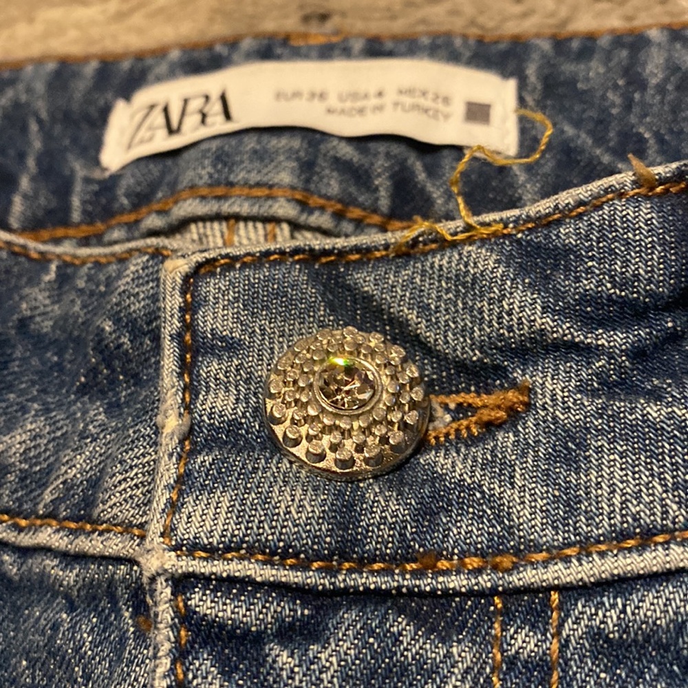 ZARA RIPPED JEANS - Picture 5 of 8